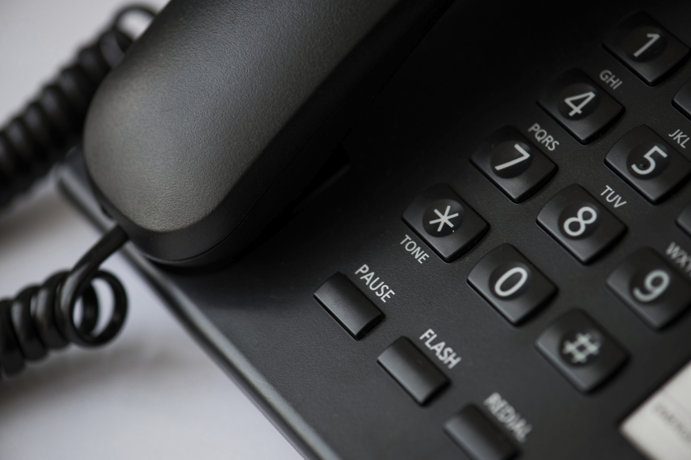 IP  Telephony vs Traditional Phones: What's the Difference?