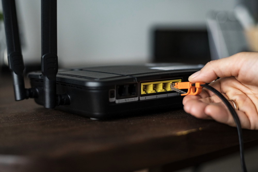 Internal structure of a router: What's inside?